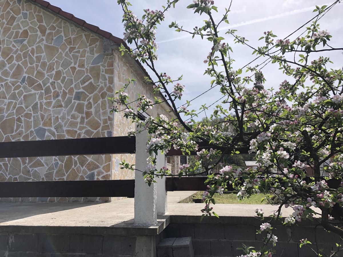 Holiday Home Ivana Virpazar Exterior photo